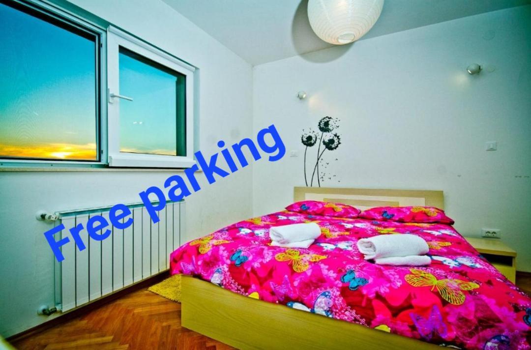 Апартаменты Apartman Roko Шибеник Экстерьер фото