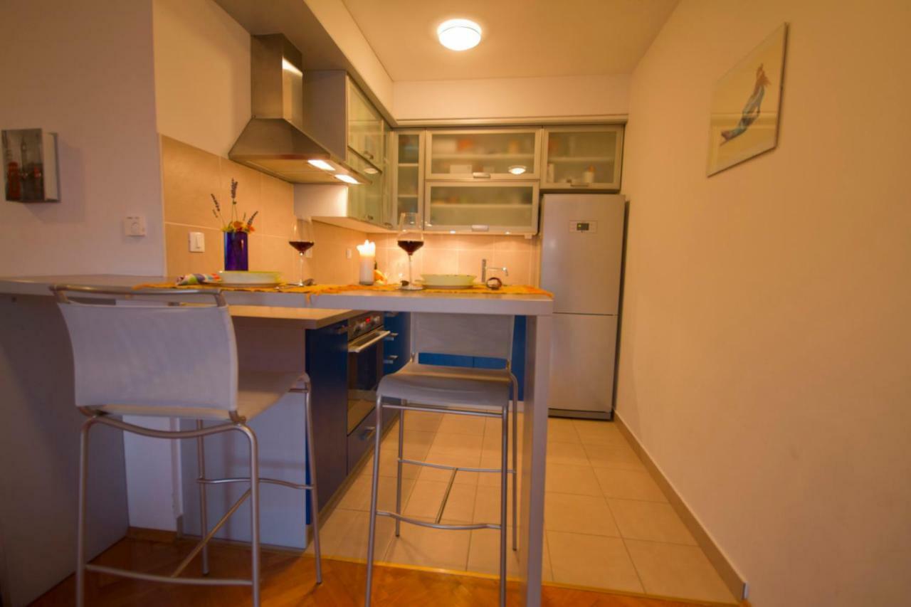Апартаменты Apartman Roko Шибеник Экстерьер фото